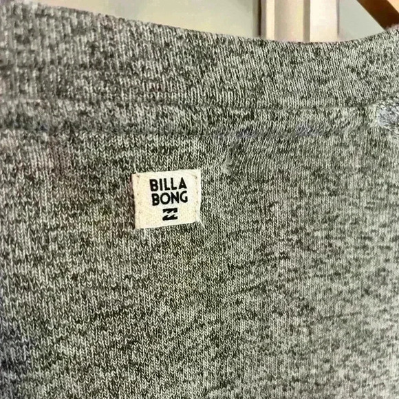 NWT Billabong Women’s Cropped Gray Crew Neck Sweatshirt Tie Front Soft Size S - Picture 4 of 5